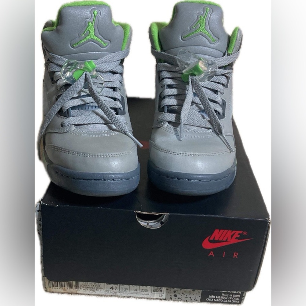 AIR JORDAN 5 GREEN BEAN GS - YOUTH 4.5 WITH ORIGINAL BOX